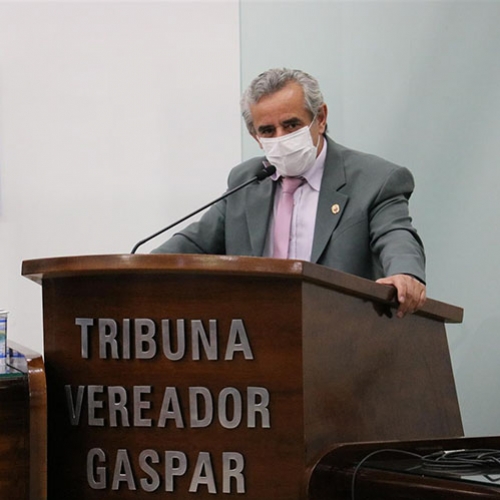 Obras de pavimentação nos bairros V. Santa Helena e Jd. Paraíso do Tanque