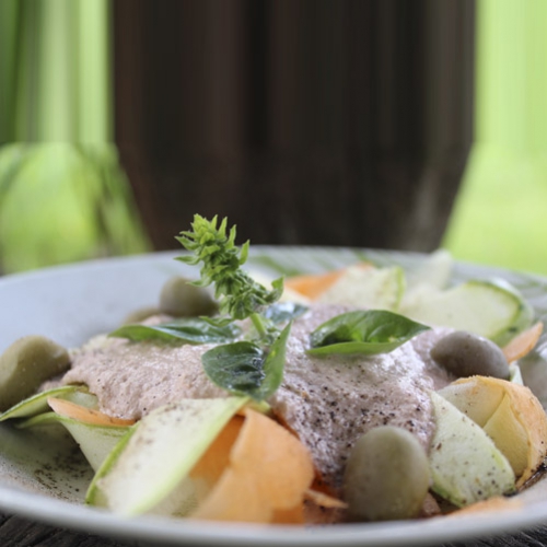 Macarrão Pappardelle de Legumes com Molho de Nozes