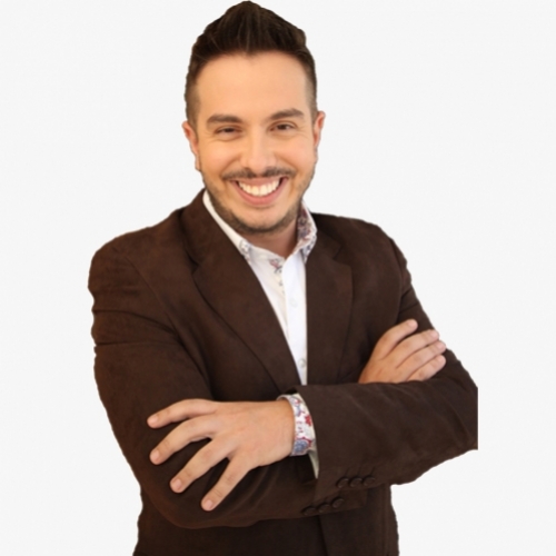 André Mantovanni, nos conta sobre sua carreira, sua crença e seu novo livro de Numerologia